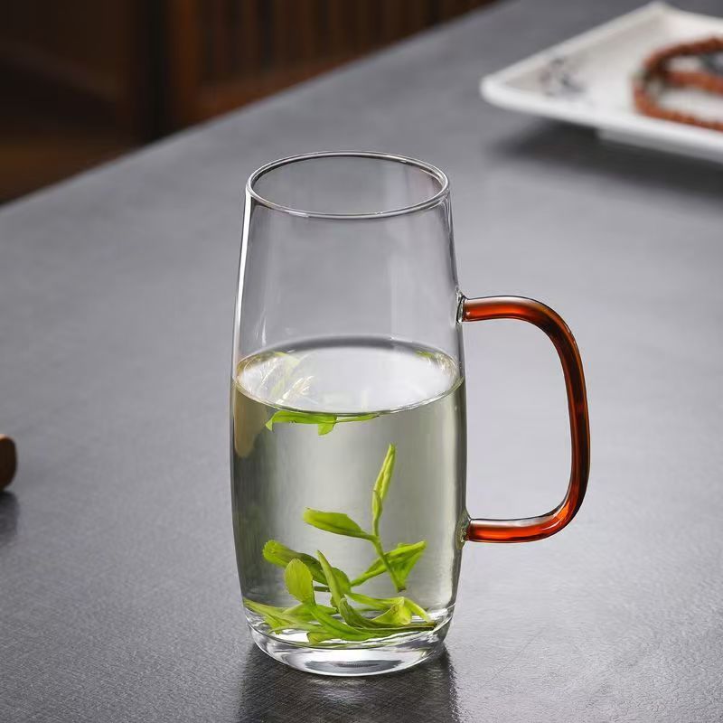 좋은 품질의 유리컵과 나쁜 품질의 유리컵을 구별하는 방법